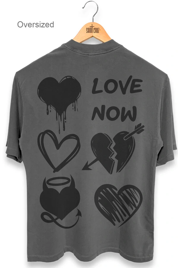 Camiseta oversized estonada chumbo Love Now