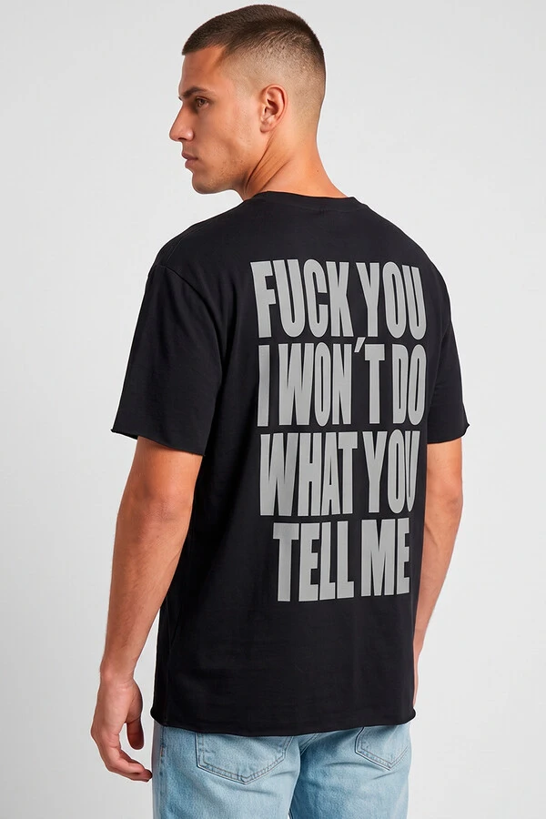 Camiseta preta Tell Me