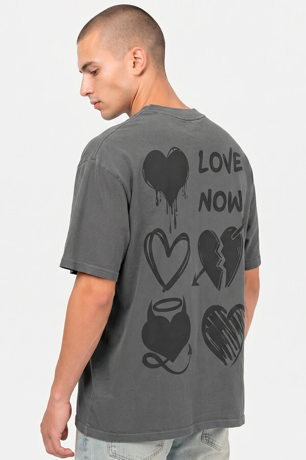 Camiseta oversized estonada chumbo Love Now