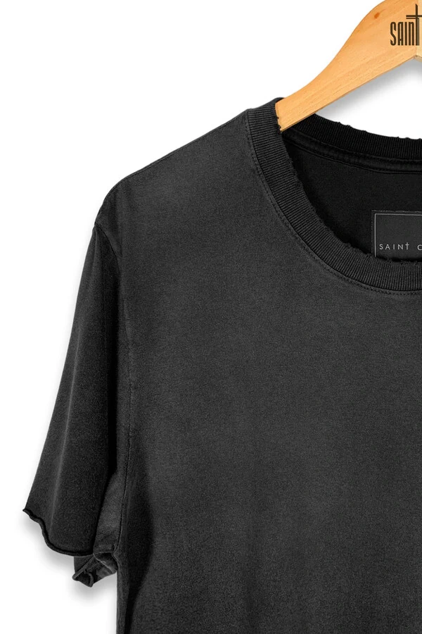 Camiseta preta Bloom Outlet