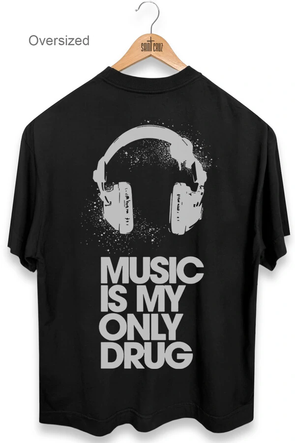 Camiseta oversized preta Drug Outlet
