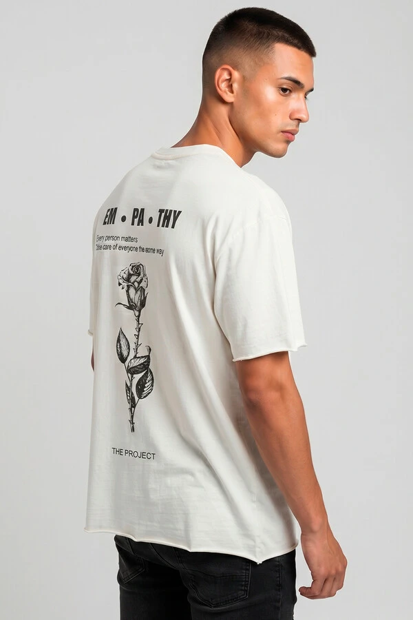 Camiseta off white Empathy