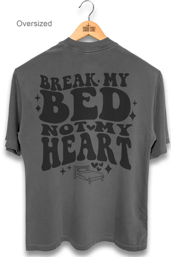 Camiseta oversized estonada chumbo Bed