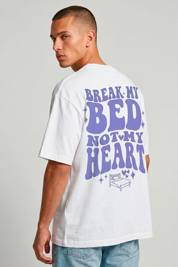 Camiseta oversized branca Bed Blue