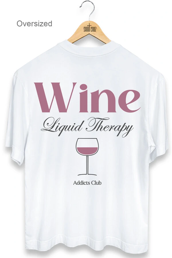 Camiseta oversized branca Wine