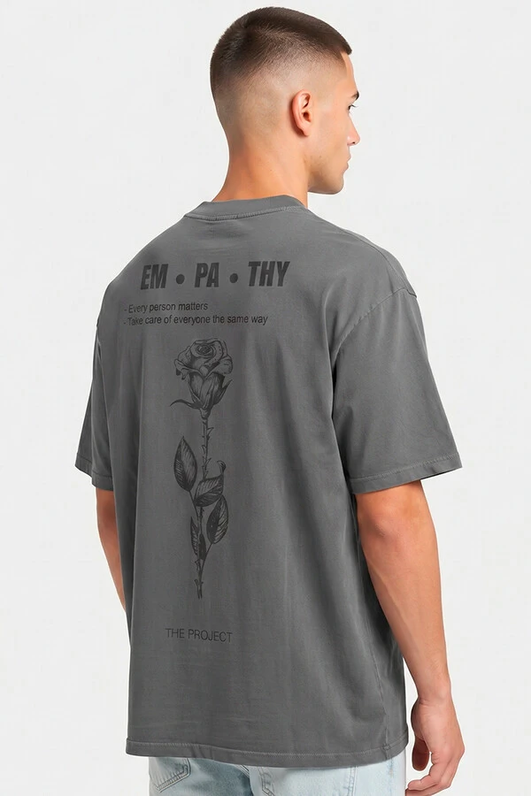 Camiseta oversized estonada chumbo Empathy