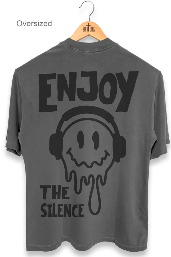 Camiseta oversized estonada chumbo Enjoy
