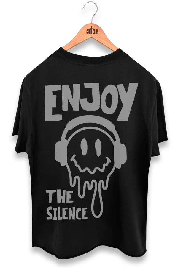 Camiseta preta Enjoy