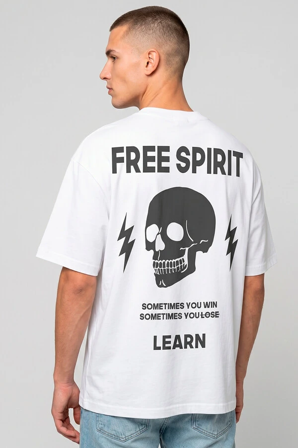 Camiseta oversized branca Free