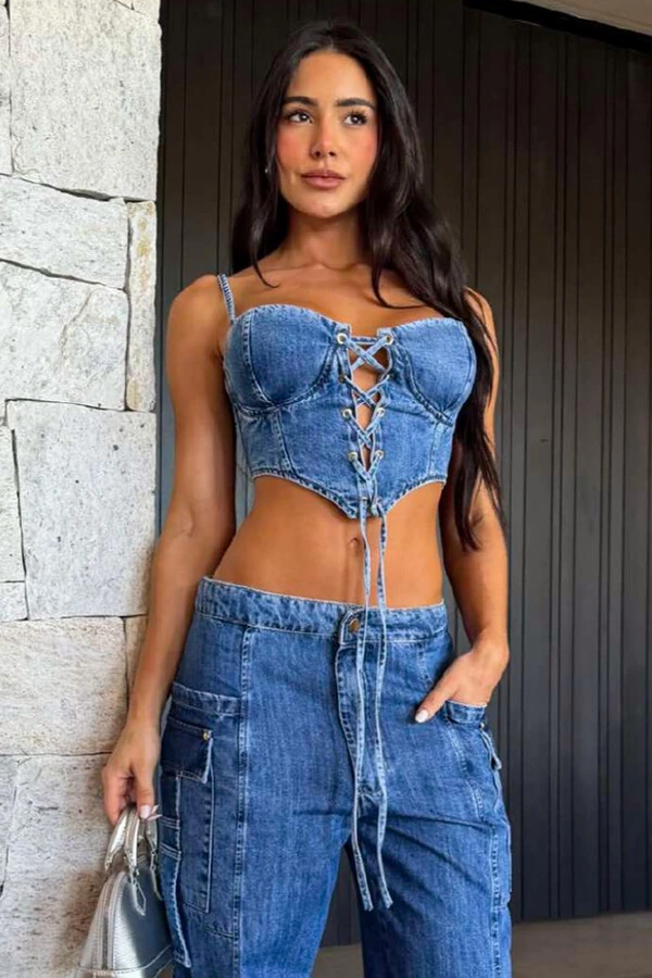 Cropped Mikka