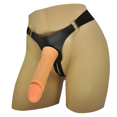 Foto Cinta com Prótese Grossa em Silicone 20cm