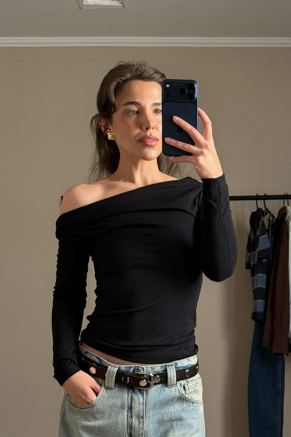 FotoBlusa Manga Longa Assimétrica