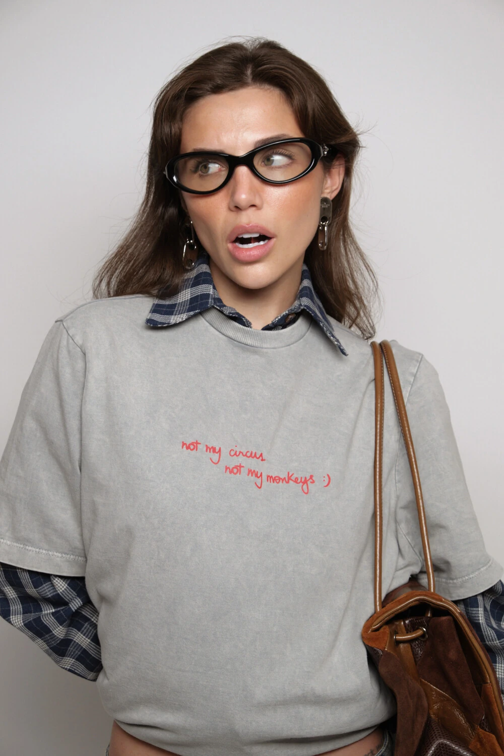 FotoT-Shirt Estonada Oversized Not My Monkeys