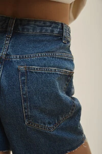 Bermuda Jeans Curta Cintura Média