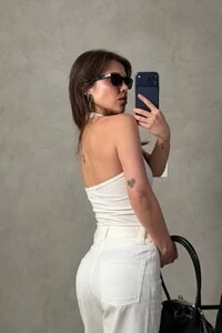 Blusa Ribana Frente Única Ilhós