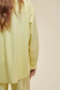 Camisa Alfaiataria Ampla Bolso