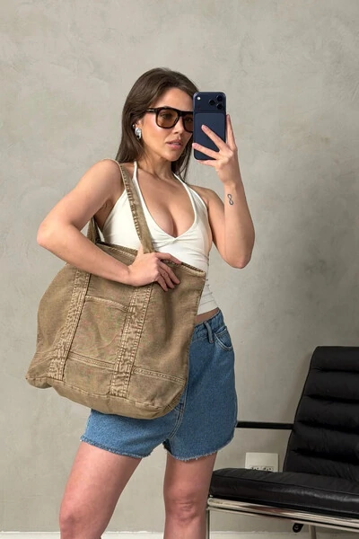 Bolsa tote: o que é e como aplicar em seu look