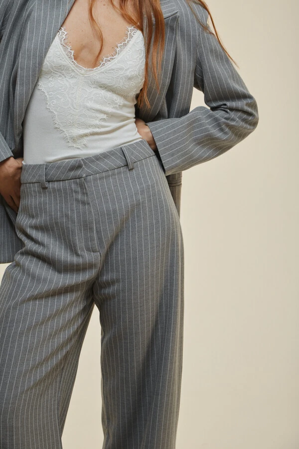 Calça Alfaiataria Risca de Giz