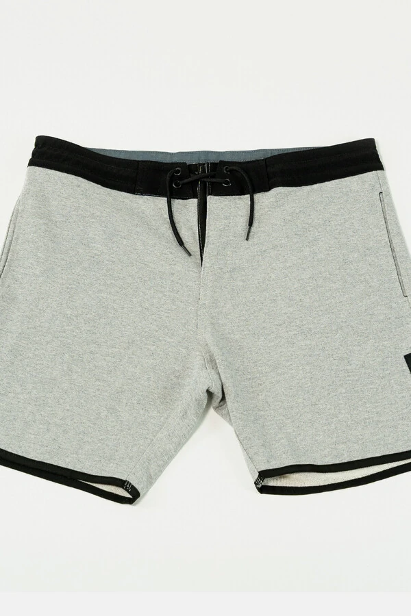 Bermuda Comfort Moletinho Silver 17” Cinza