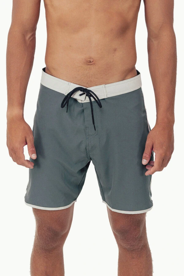 Boardshorts Silver Side Cut 18” Cinza Chumbo