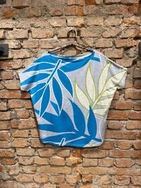 Blusa Decote Canoa Estampada