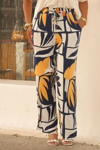 Calça em malha crepiada Olyra com cordão na cintura