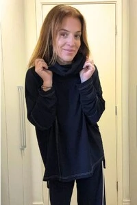 Blusa em Moletinho Gola Alta Louise