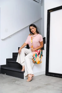 Calça Pantalona Sara em Crepe Soft
