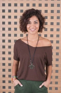 Blusa Decote V Frente e Costas