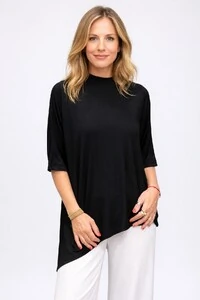 Blusa Livia com golinha assimétrica em malha
