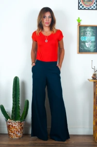 Calça Pantalona Sara em Crepe Soft