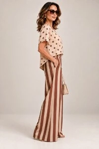 Calça Pantalona Sara em Crepe Soft