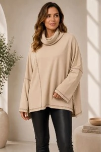 Blusa em Moletinho Gola Alta Louise