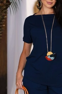 Blusa Decote Canoa Lisa