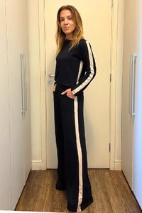 Calça Pantalona em Moletinho com Faixa Lateral Frida