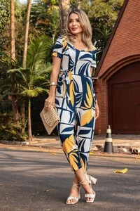 Macacão em malha crepiada com amarração Encanto