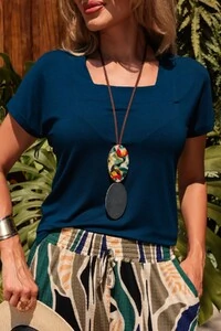 Blusa Decote Quadrado em Malha Lily