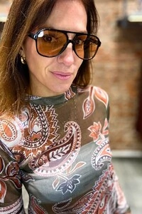 Blusa em Tule com manga longa