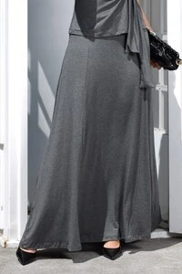 Saia Longa Com Recortes Lisa