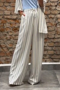 Calça Pantalona em Viscose