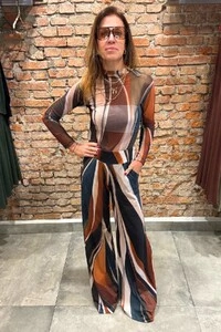 Blusa em Tule com manga longa