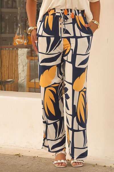 Foto Calça em malha crepiada Olyra com cordão na cintura