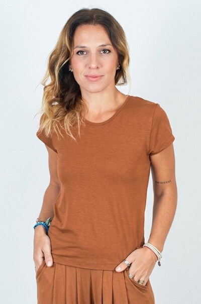 Foto Blusa Básica Manga Curta Lisa