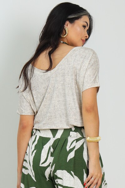 FotoBlusa Decote V Frente e Costas