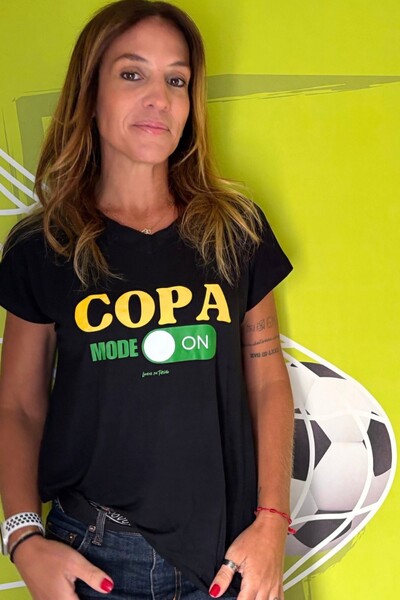 Foto Blusa Decote V - Coleção COPA