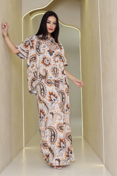 Foto Pantalona Celeste + Blusa Aischa