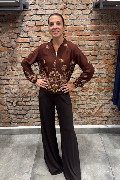 FotoJaqueta Corta Vento com ziper.