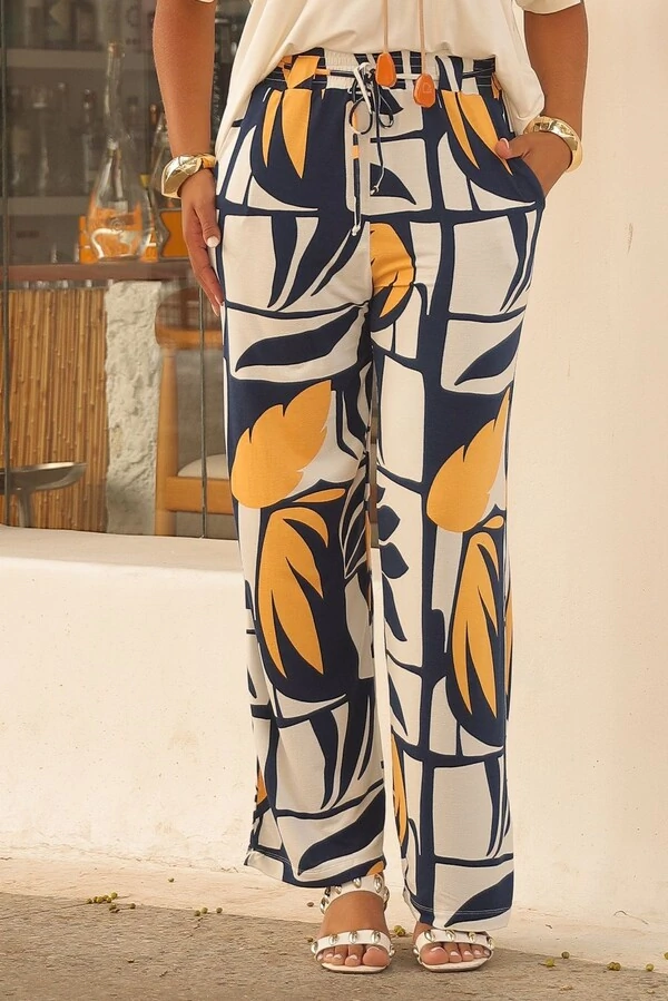 Calça em malha crepiada Olyra com cordão na cintura