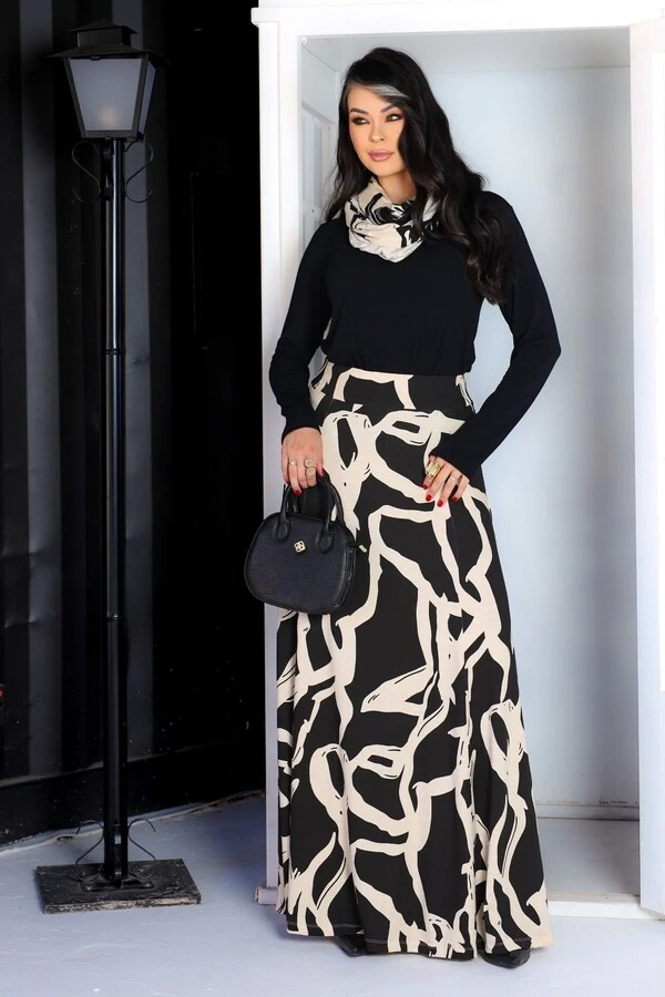 Saia Longa Com Recortes Estampada