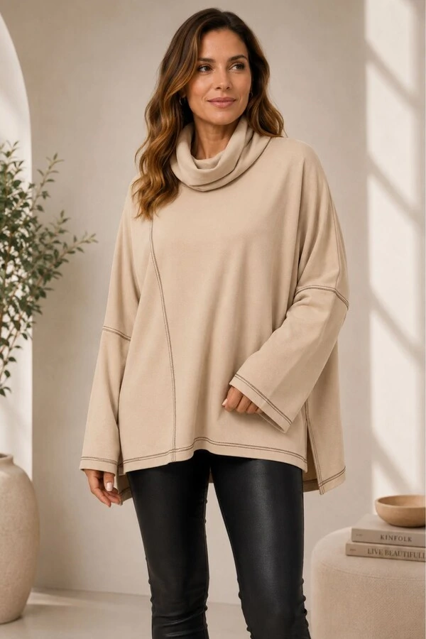 Blusa em Moletinho Gola Alta Louise